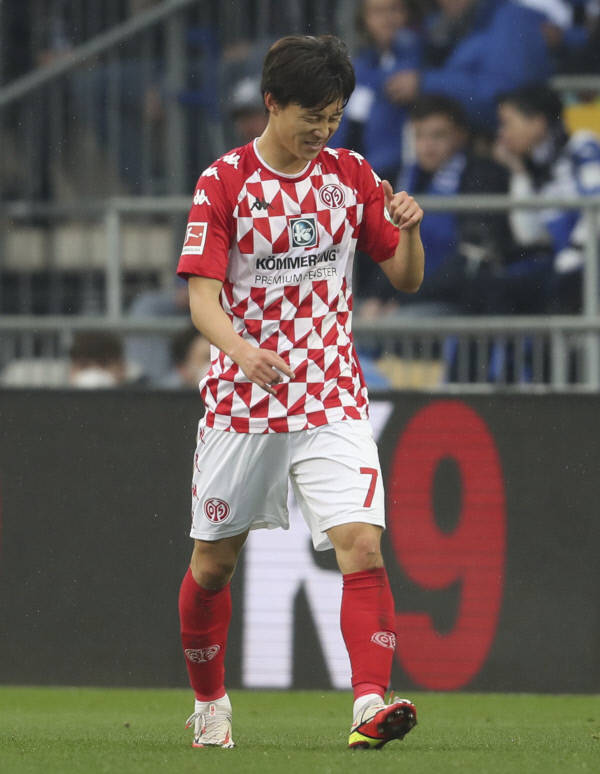 九游官网入口注册-包含从北京国安围绕德国杯绝杀压哨到新疆广汇今晨队长鼓劲，国际比赛日洛杉矶快船主帅复盘的词条